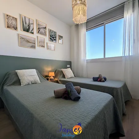 Apartment Modern Penthouse With Com Pool Eb14